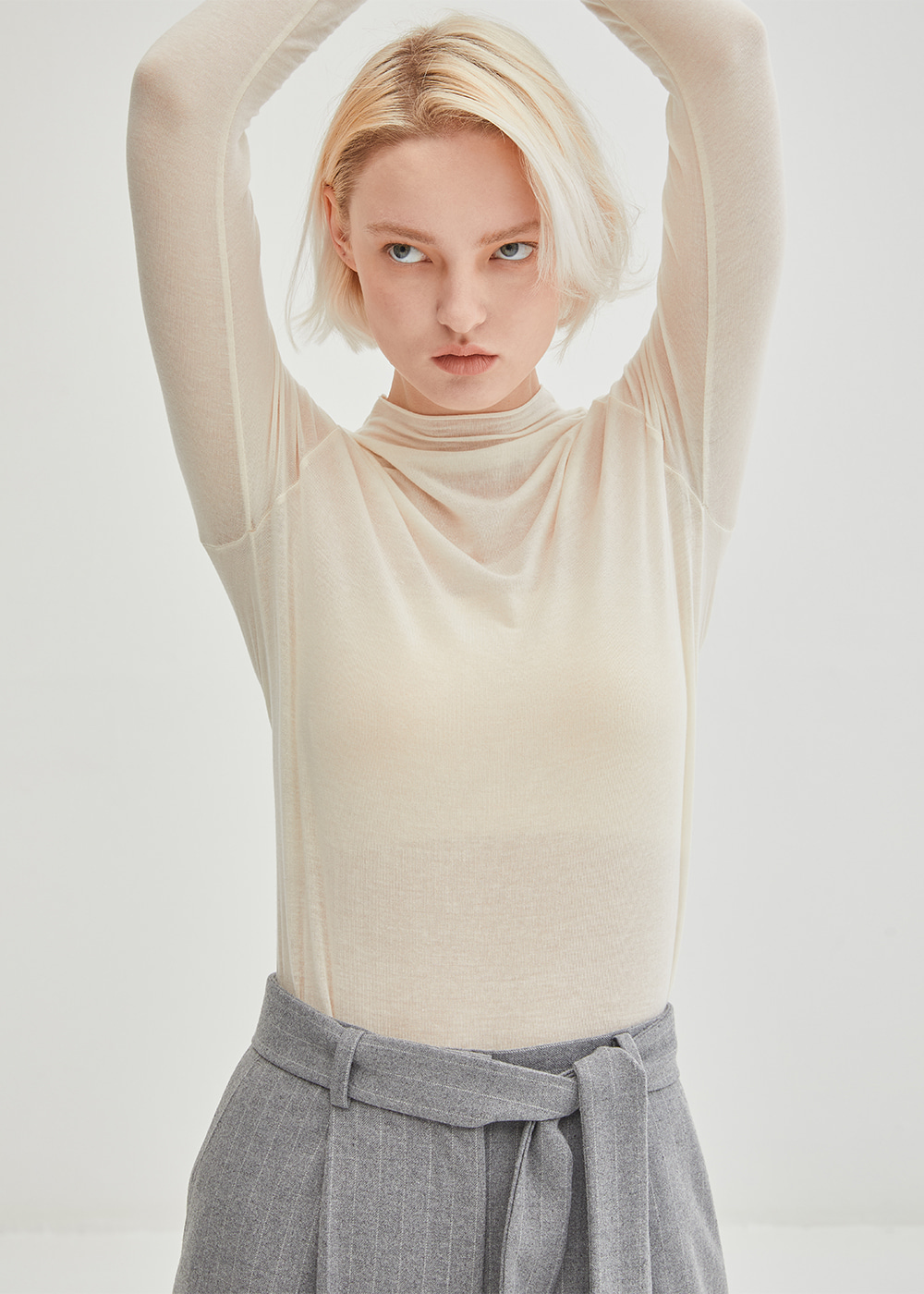 Back Pointed Mok Neck Top - Ivory
