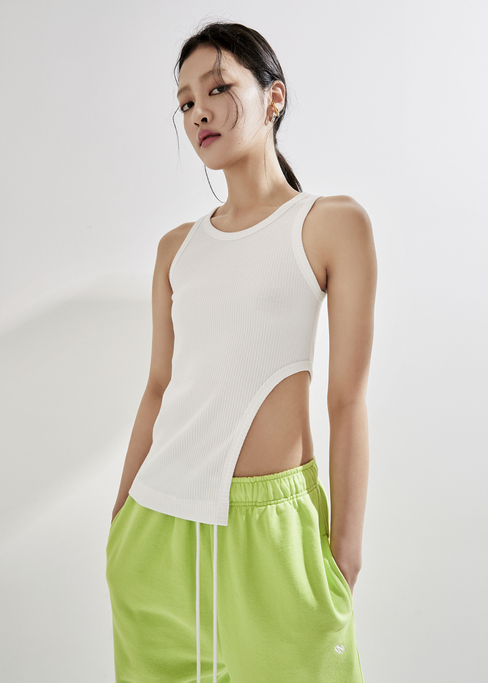 Ribbed Cut Out Sleeveless Top - White